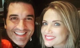 Apresentador faz meio de campo para promover namorada em emissora