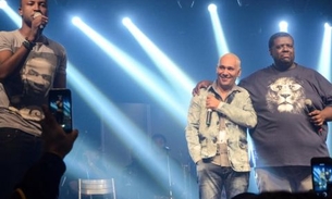 “A gente faz a festa” traz todos os vocalistas do Exaltasamba em um único show
