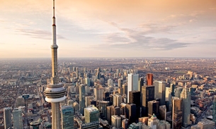 Canadá oferece bolsas de estudo com tudo pago para alunos brasileiros