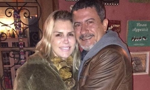 Intérprete de Louro José tatua rosto da mulher e ela reprova desenho