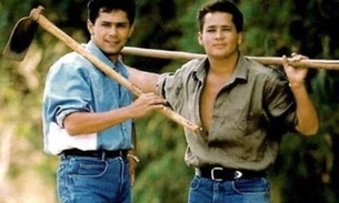 Cantor Leonardo faz homenagem a Leandro morto há 18 anos