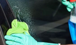 Saiba como lavar seu carro com apenas um copo d’água