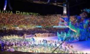 Garantido e Caprichoso levam religiosidade para o bumbódromo em Parintins