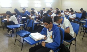 Simulado comentado prepara alunos para o Enem