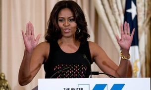 Michelle Obama declara apoio a Hillary Clinton durante convenção