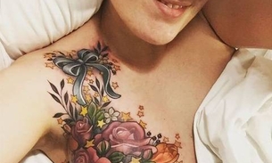 Mulher tatua seio após ter câncer de mama e posta na web