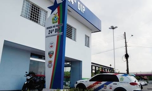 Mulher se passa por cliente e assalta salão junto com comparsas em Manaus