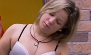  Ex-BBB Cacau mostra resultado de cirurgias e transformação no visual