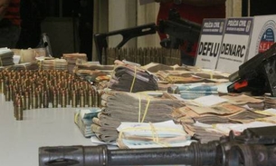 Polícia desenterra armas e mais de R$400 mil de ilha deserta no Amazonas 