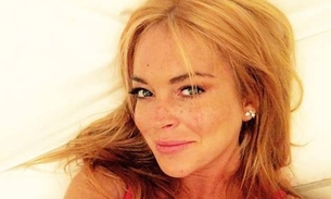 Lindsay Lohan perde metade do dedo em acidente de barco 