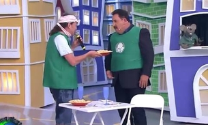 Ratinho de “cara no chão” durante programa ao vivo