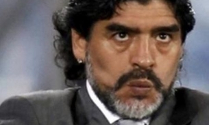 Suposta foto de Maradona com animal em extinção morto causa polêmica