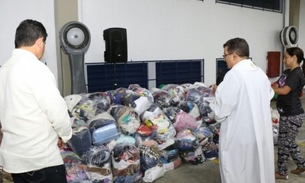 Campanha 'Educação Solidária' leva donativos para as famílias afetadas pela chuva em Manaus