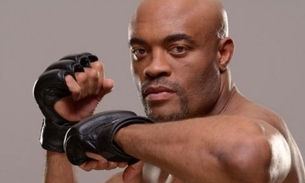 Anderson Silva quer luta no Brasil e revanche contra Bisping