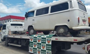 Polícia recupera kombi roubada com 40 mil reais em produtos