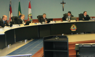 TCE julga 72 processos nesta terça-feira