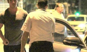 Enquanto o pai permanece preso, Thor Batista ostenta em restaurante de luxo 