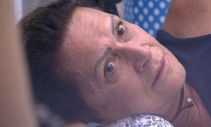  BBB 17: Luiz Felipe e Ieda discutem feio  e brother expulsa aposentada da cama