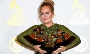 Adele supera Beyoncé e vence Grammy 2017;  Confira lista