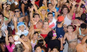 Bloco das Piranhas traz irreverência ao Domingo de carnaval  