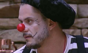 Marcos é questionado se namoro com Emilly é sério e resposta surpreende