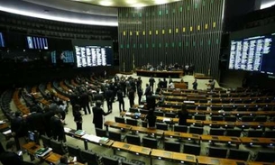 Câmara aprova projeto que libera terceirização de atividades nas empresas