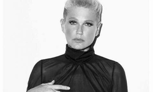   Xuxa é criticada por foto com nudez logo após morte de pai