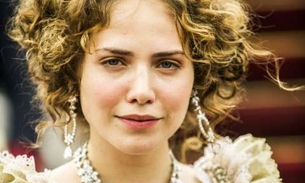 Letícia Colin passa mal após tentar engordar para novela 'Novo Mundo'