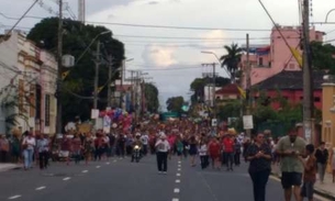 Via Sacra emociona 5 mil pessoas nas ruas de Manaus