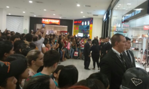 Tiago Leifert manda indireta após multidão lotar shopping em Manaus para encontrar Vivian