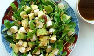 Fruta rica em antioxidante pode ser usada também em saladas 