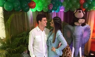 Da família? Ex-BBB Vivian leva Manoel para aniversário em Manaus 