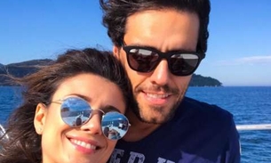 Paula Fernandes assume romance com tenor bonitão 