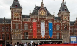 Oito pessoas são atropeladas em área turística de Amsterdã