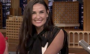Demi Moore aparece banguela e revela problema de saúde