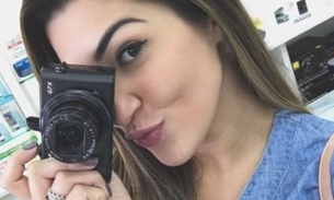  Nos EUA, Vivian Amorim rebola em supermercado ao som de 'Paradinha' de Anitta 