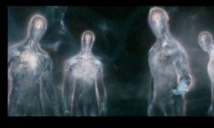 Invasão alienígena deve ocorrer ainda em 2017, segundo jornal 