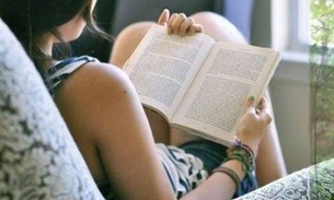 Quem lê regularmente vive mais, diz estudo