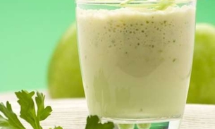 Suco de Gengibre e Salsão ajuda eliminar cristais de ácido úrico 