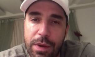 Aos prantos, Latino faz apelo para encontrar Twelves 'É meu filho'