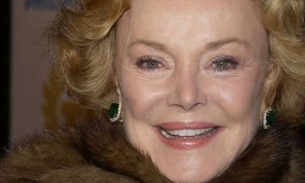 Aos 90 anos, viúva de Frank Sinatra, morre na Califórnia