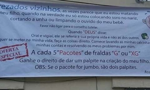 Mãe usa faixa e manda recado para vizinhos curiosos: 'Comece lavando as minhas calcinhas'