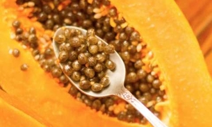 Sementes de fruta limpam fígado e podem proteger rins. Conheça 