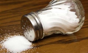 Ervas frescas ou desidratadas podem ajudar a substituir o sal dos alimentos 