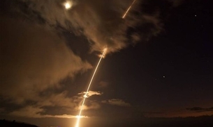 EUA disparam míssil em novo teste para retaliar Coreia do Norte