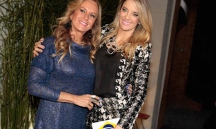 Aos 72 anos, Helô Pinheiro mostra que está com tudo em cima em foto de biquíni