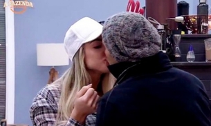 A Fazenda 9: Yuri e Monick trocam beijos e formam primeiro casal