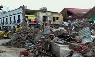 Dois fortes terremotos destroem prédios e espalham pânico no México
