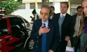 Ex-médico encontrado morto implantou silicone no peito e nas nádegas     