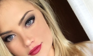 Ellen Rocche tira fôlego de fãs 'colocando os peitos pra jogo' em foto na praia